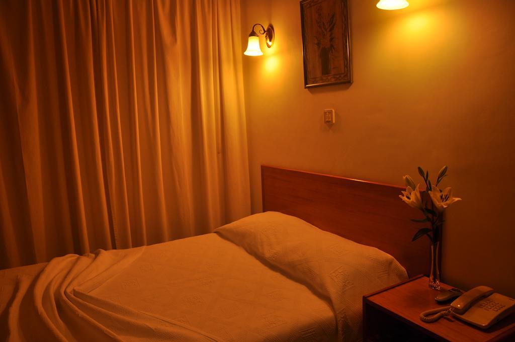 Residencial D. Joao III Hotel Ponta Delgada  Exterior photo